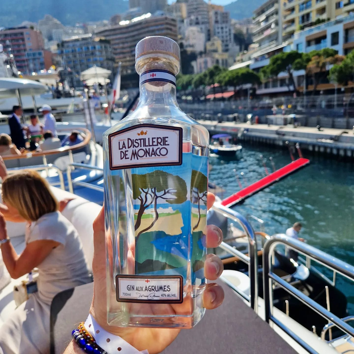 GIN AUX AGRUMES de Monaco 40% vol. 0,7l